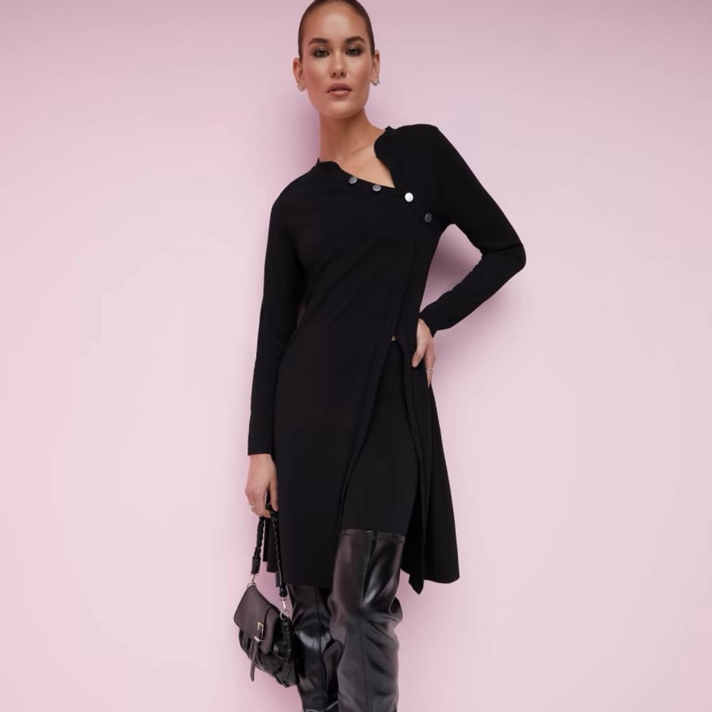 NWT - New York & Co. Asymmetric Button-Detail Slit-Side Top